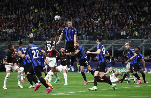 族传统体育 族传统体育